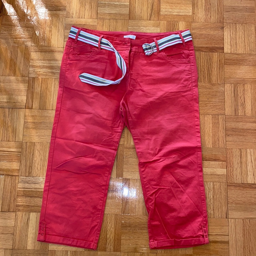 Coral capris
